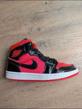 Nike Air Jordan 1 Mid - Hot Punch Women's Sneakers Black And Pink Size 7